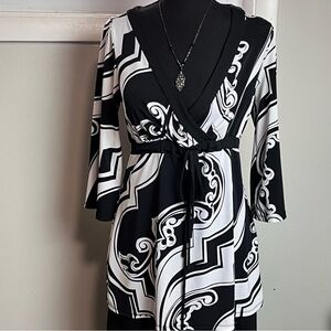 White House Black Market Tunic Blouse